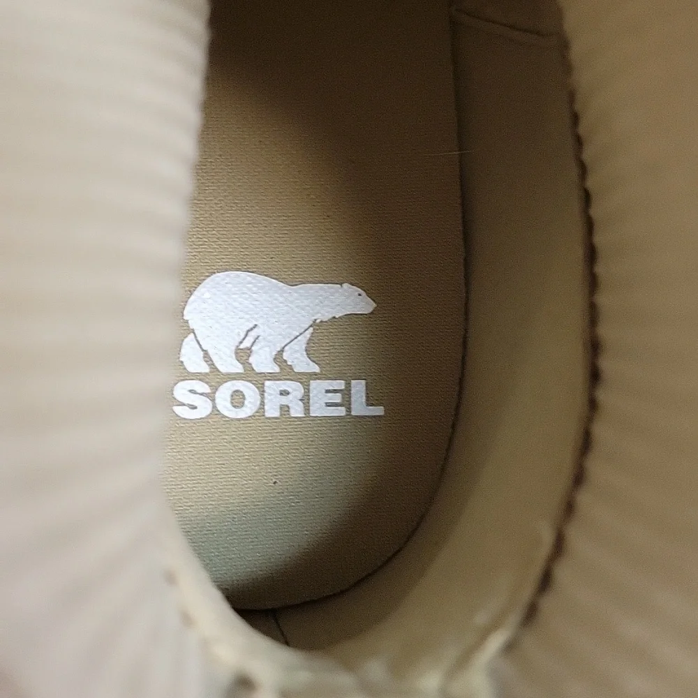 Sorel Caribou X Chelsea Waterproof Cream Winter Boots 6.5